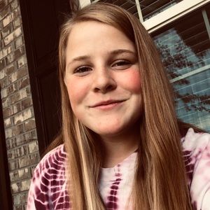 Meet your Posher, Avery